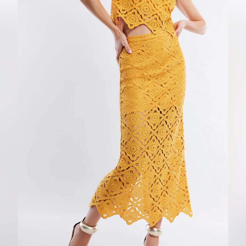 BCBGMaxazria Lanai Skirt